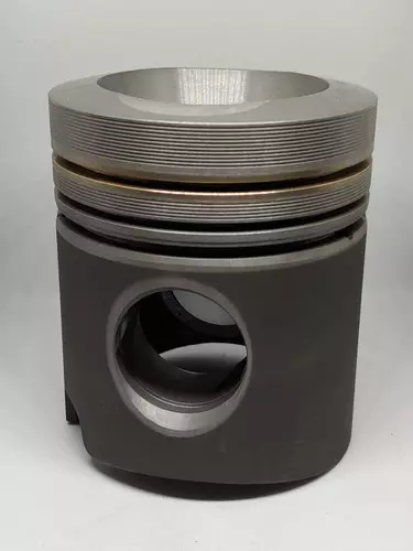 Diesel Engine Piston with Ring Carrier