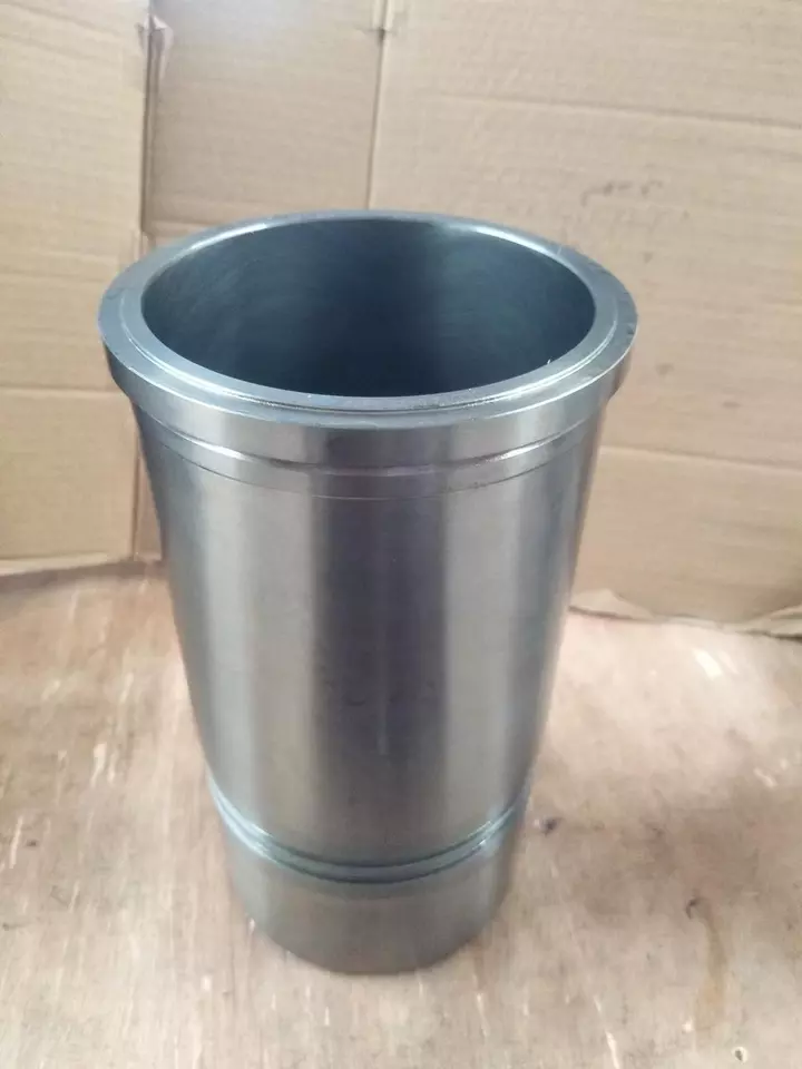 04253771 Cylinder liner for BFM1013 - Image 2