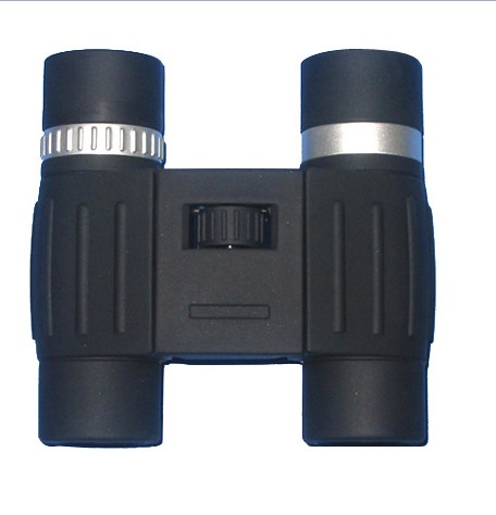 Compact Binoculars with Central Focusing Knob