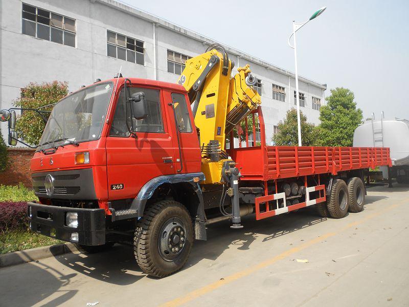 10 tons truck with crane - Image 3
