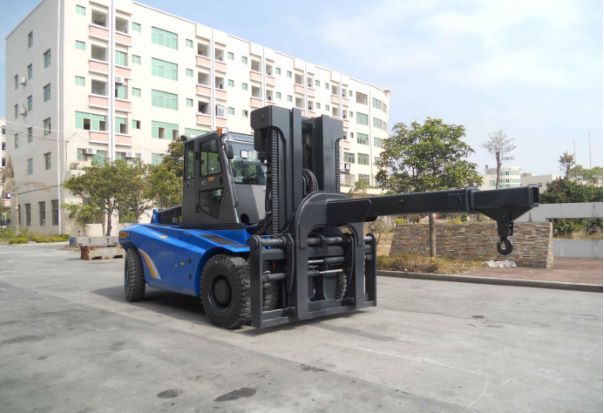 12 Ton Diesel Heavy Forklift Truck attach Telescopic Boom Crane - Image 2