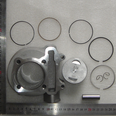 Engine Cylinder Block Piston and Ring Set