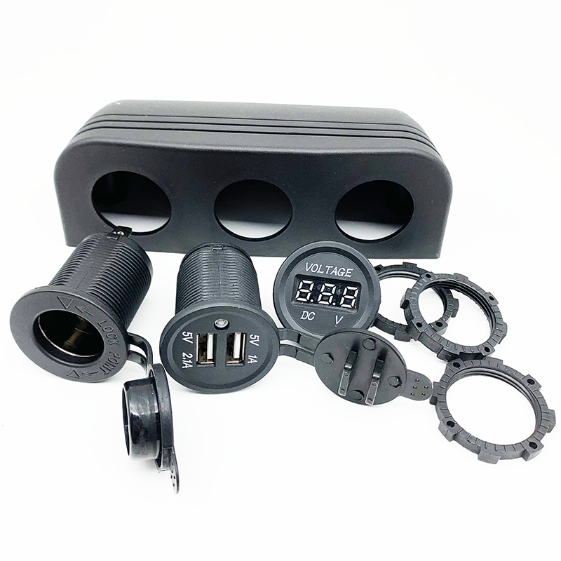 Mounting panel hardware and port configuration