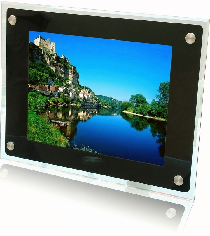 15-Inch Digital Photo Frame with Accessories