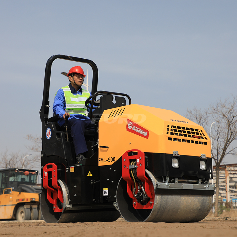 1.5 Ton Full Hydraulic Vibratory Road Roller - Image 2