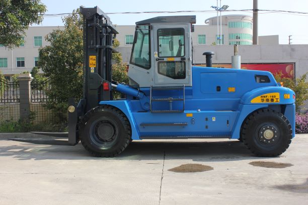 16 Ton Diesel Heavy Forklift Truck Color Blue - Image 2