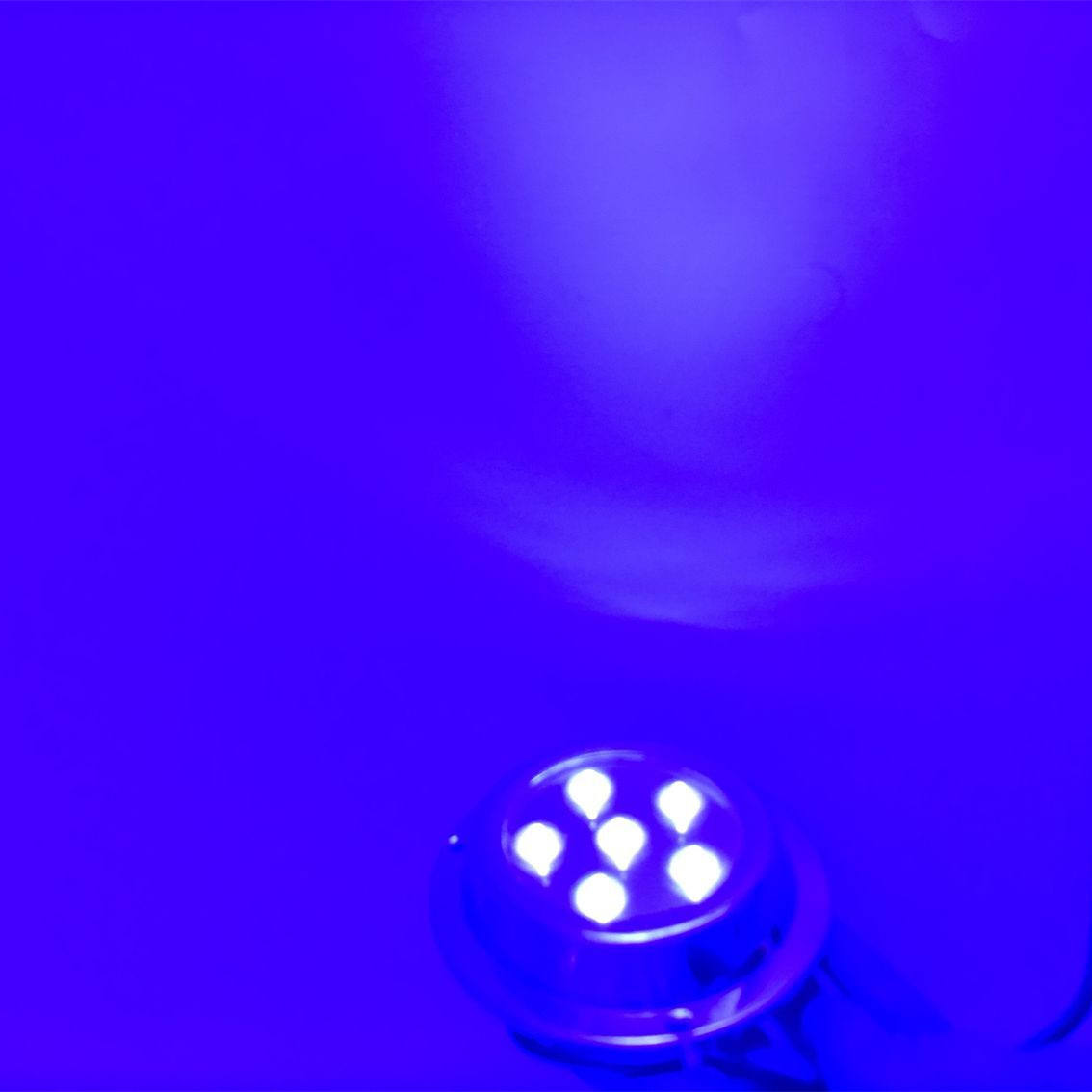 Underwater Light Glow Effect