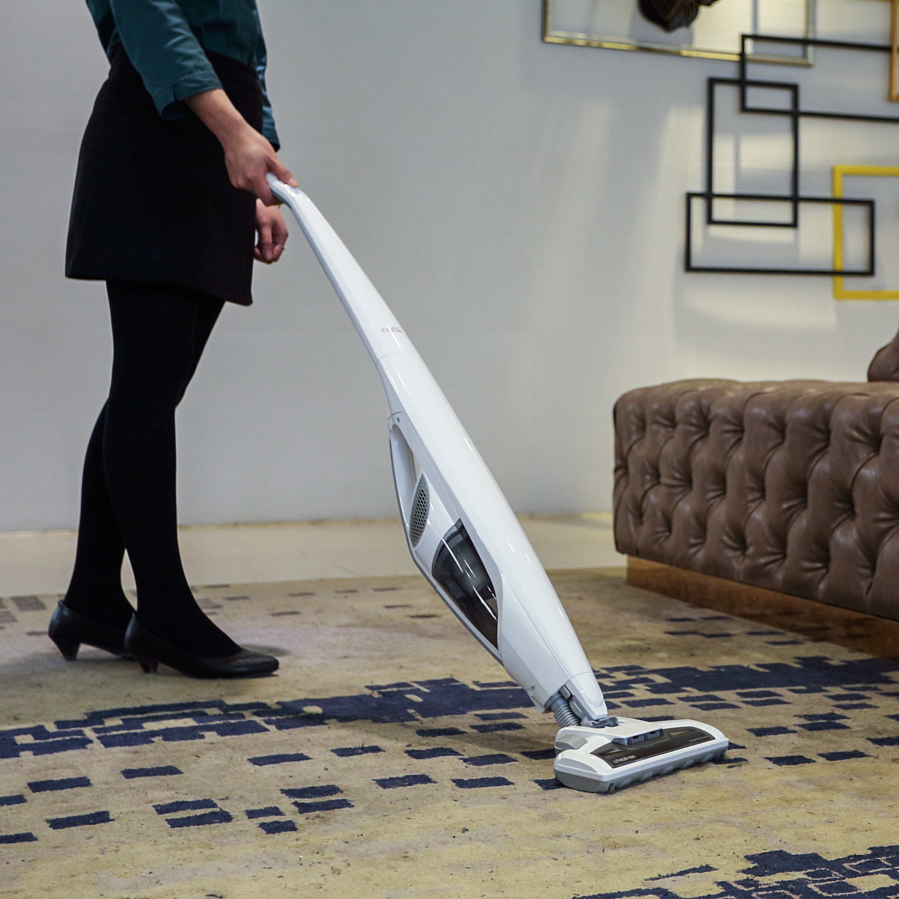 Cordless 2-in-1 Stick and Handheld Vacuum Cleaner