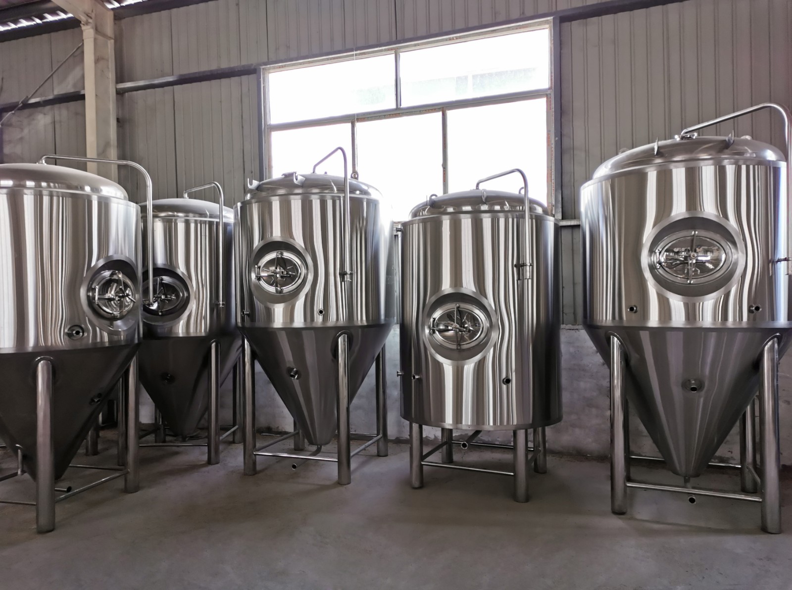 200L craft beer brewery equipment for sale used in brewpub restaurant microbrewery - Image 2