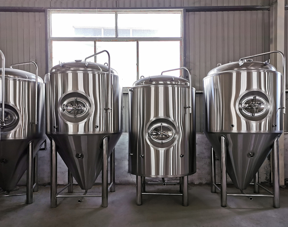 Conical fermentation tanks with cooling jackets
