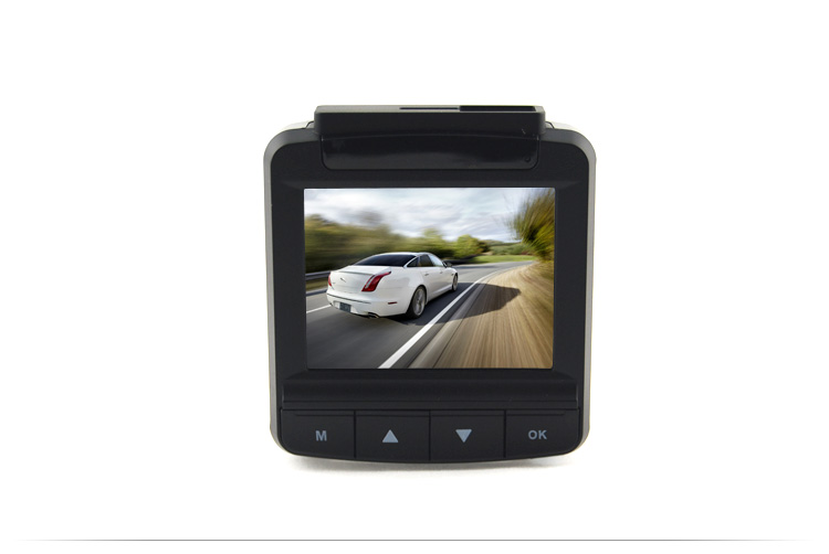 Car DVR with 2.7-inch display and control buttons