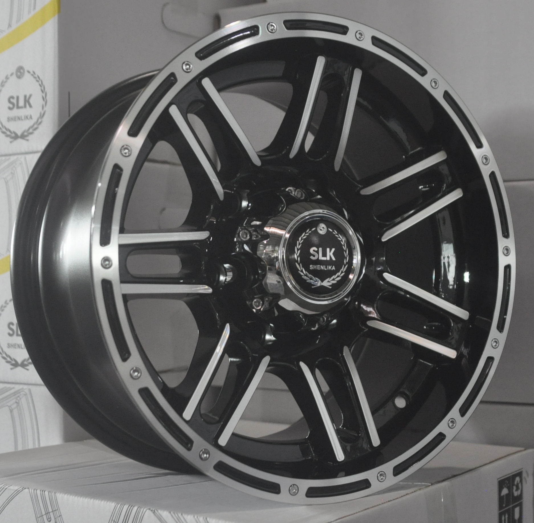 Alloy Wheel with Multi-Spoke Design
