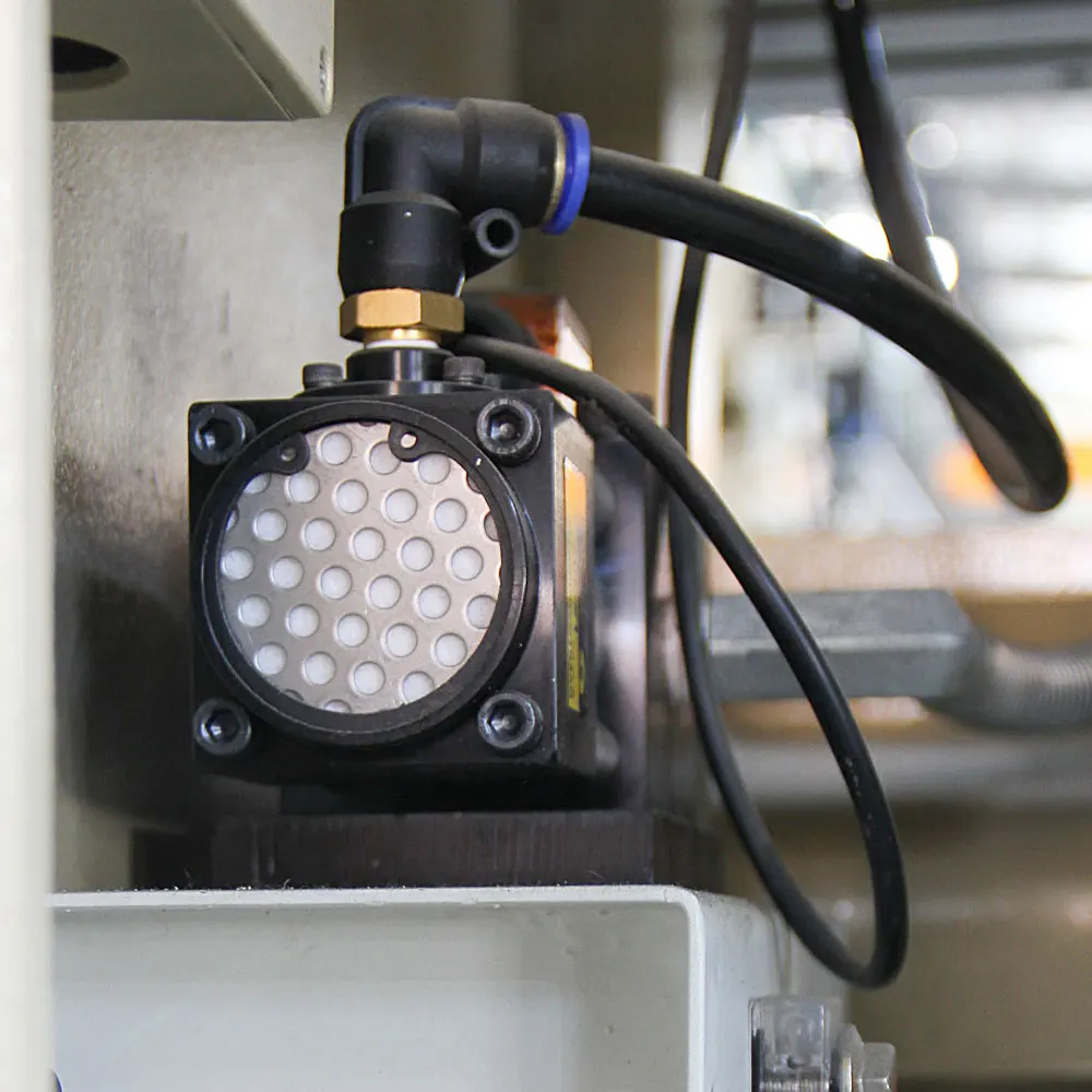 Pneumatic control unit with brass fittings and filter