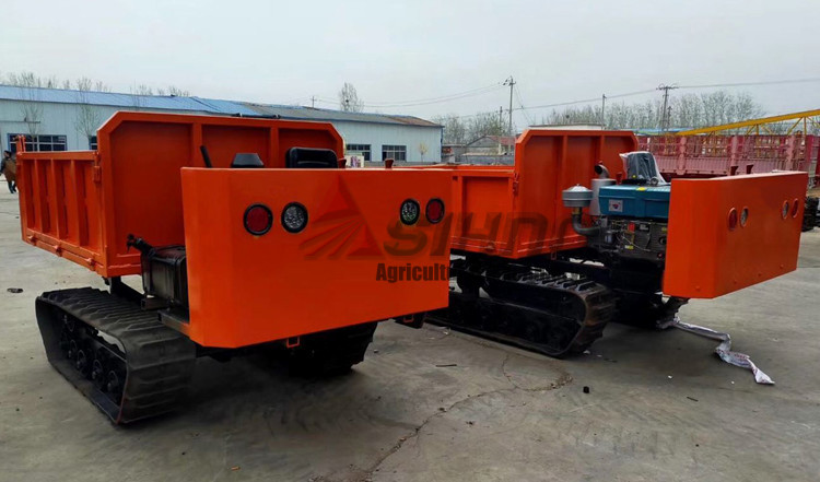 Compact mini dumper designed for palm oil fruit transport