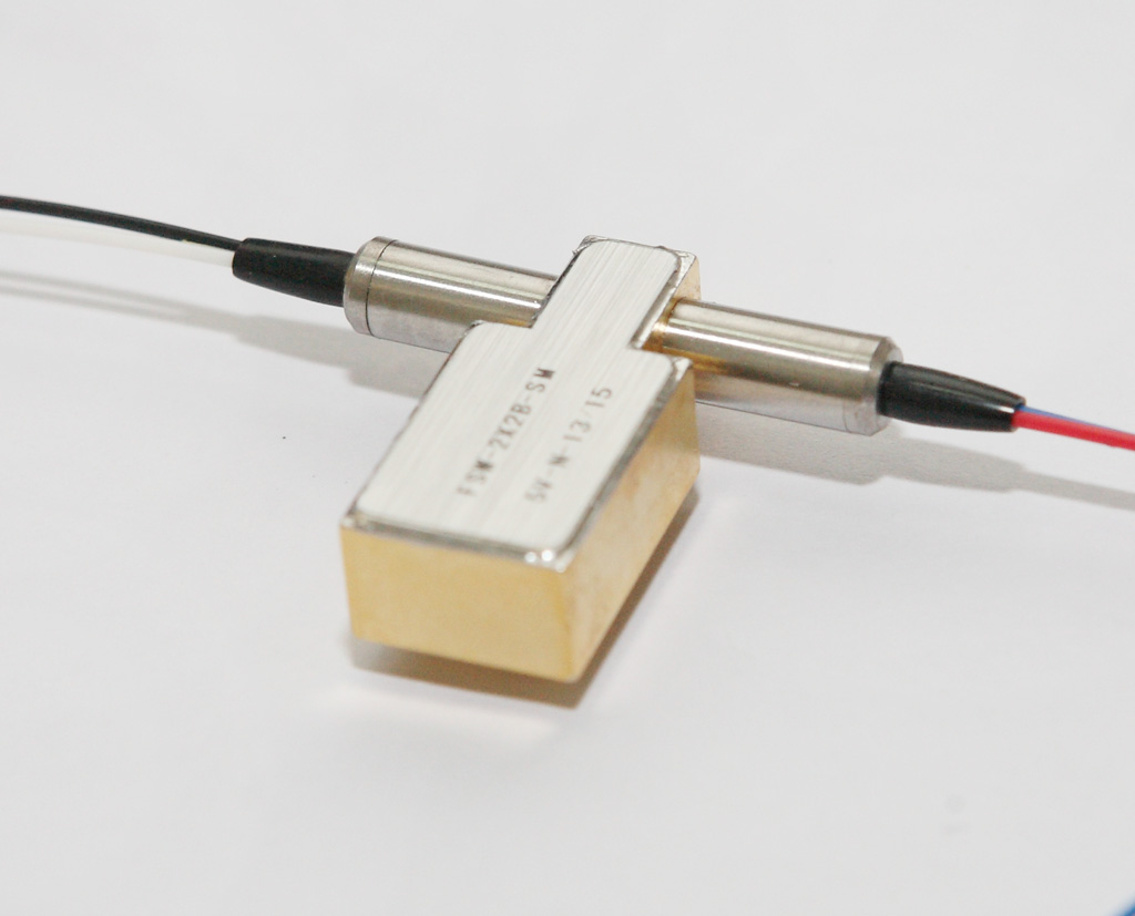 2x2 Bypass Mechanical Fiber Optic Switch - Image 2