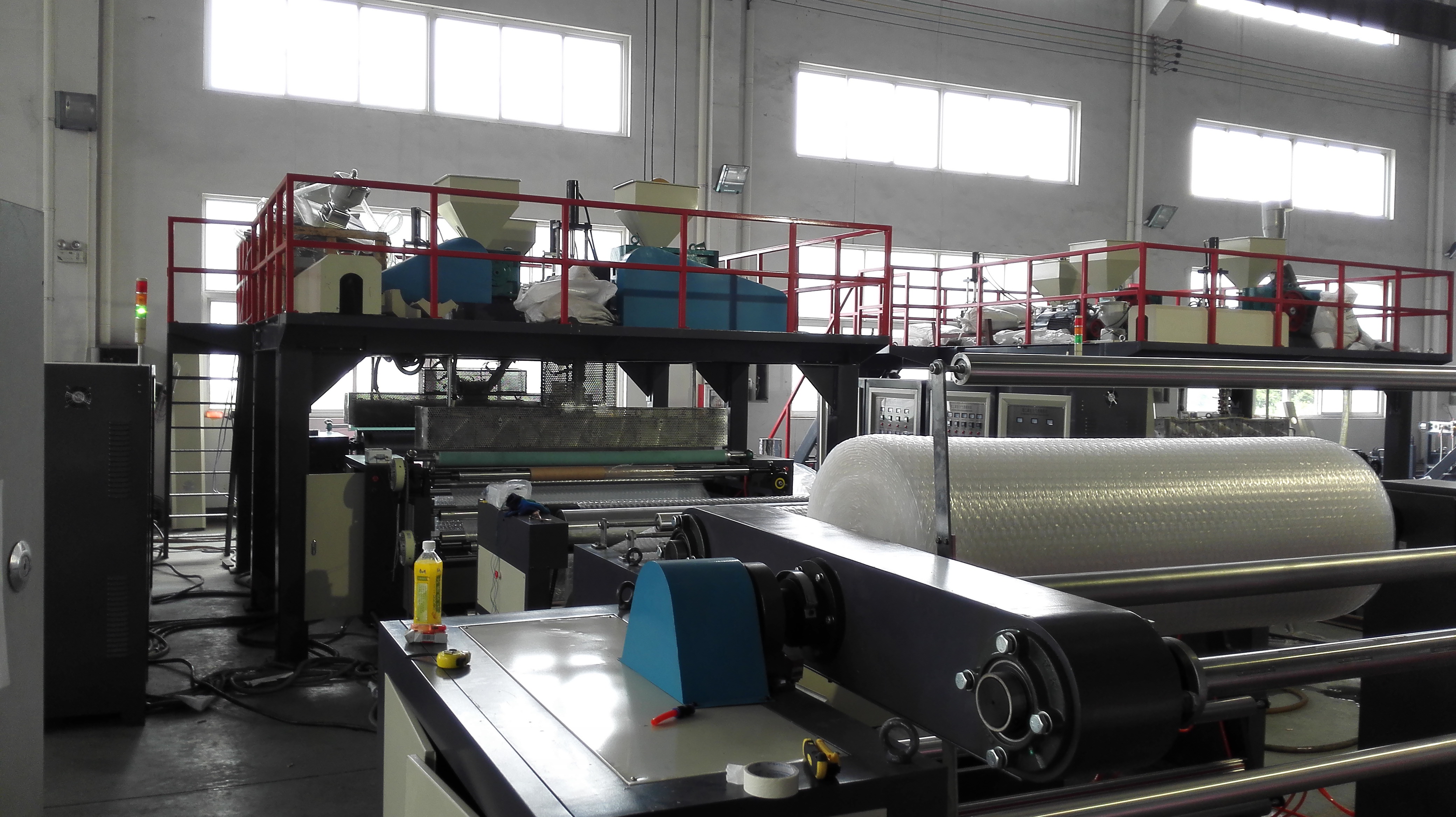 3-5 layer air bubble film making machine - Image 2