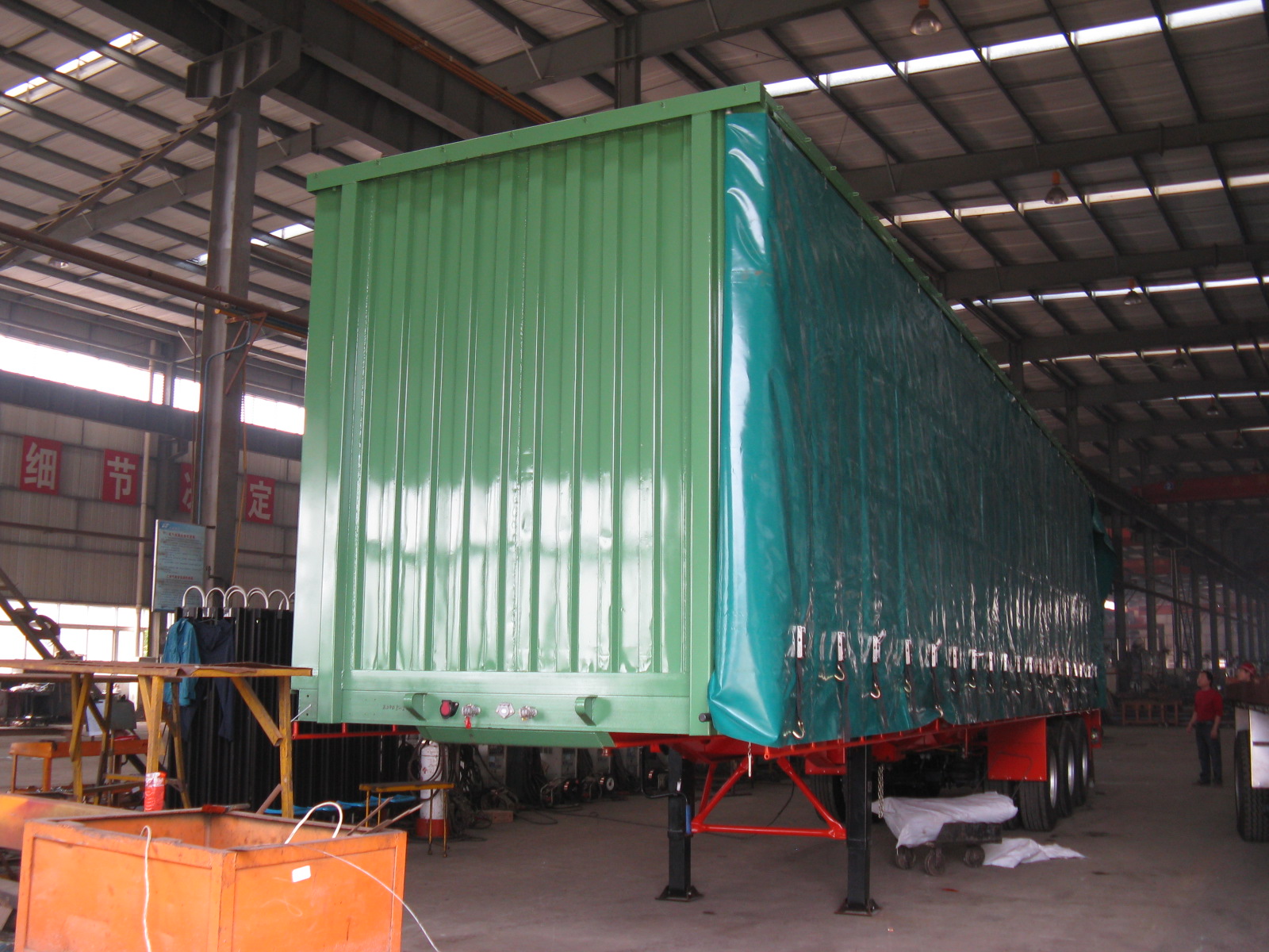 3-Axle Curtain Side Semi Trailer for beer/milk/cola - Image 2