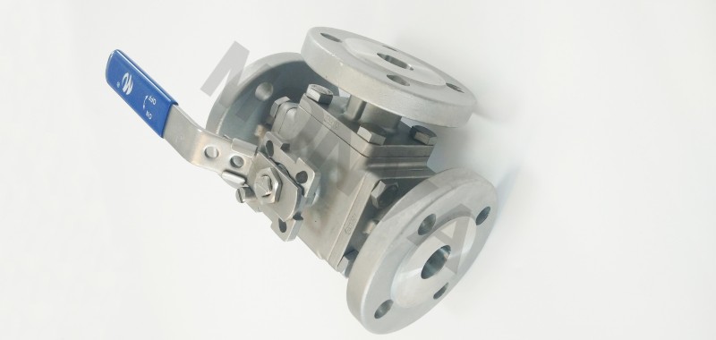 3-Way Flange Ball Valve With Mounting Pad PN16\150Lb - Image 3