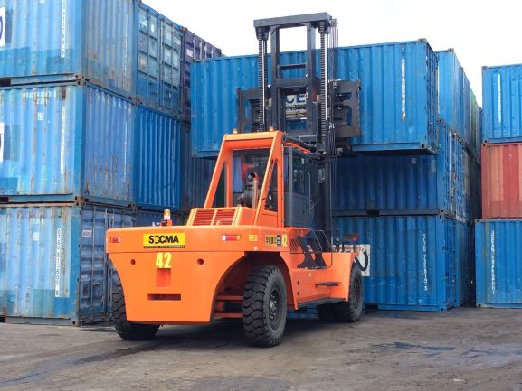 Heavy-duty 30-ton diesel forklift in yellow