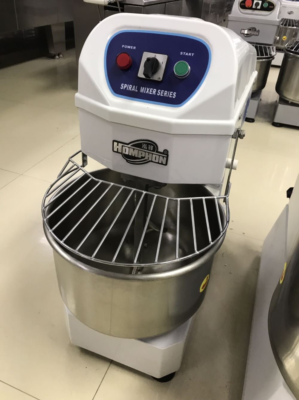 30Liter Single Phase Single Speed Spiral dough mixer HF30 - Image 2