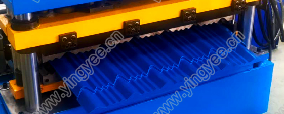 Roll forming station detail
