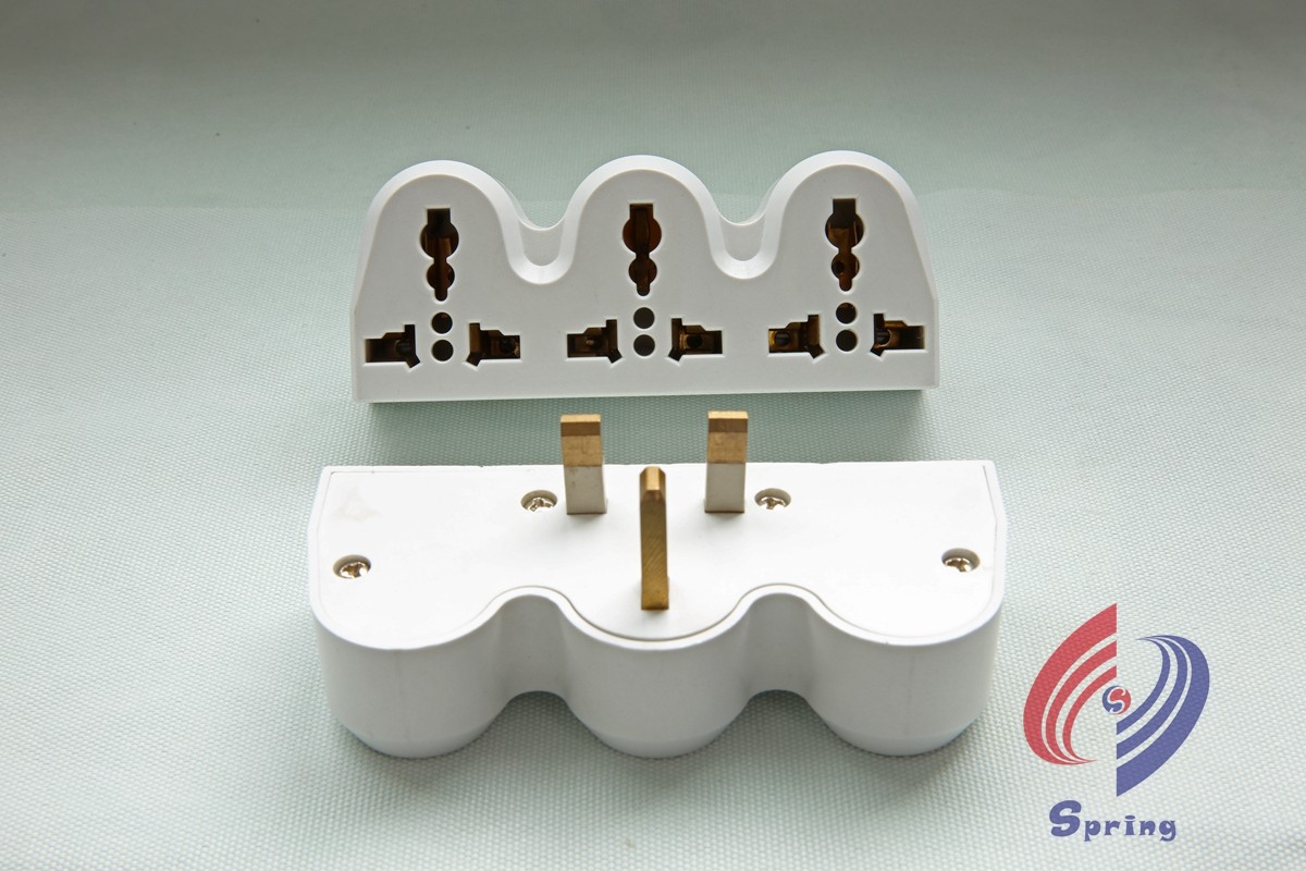Triple Outlet Universal Socket Adapter