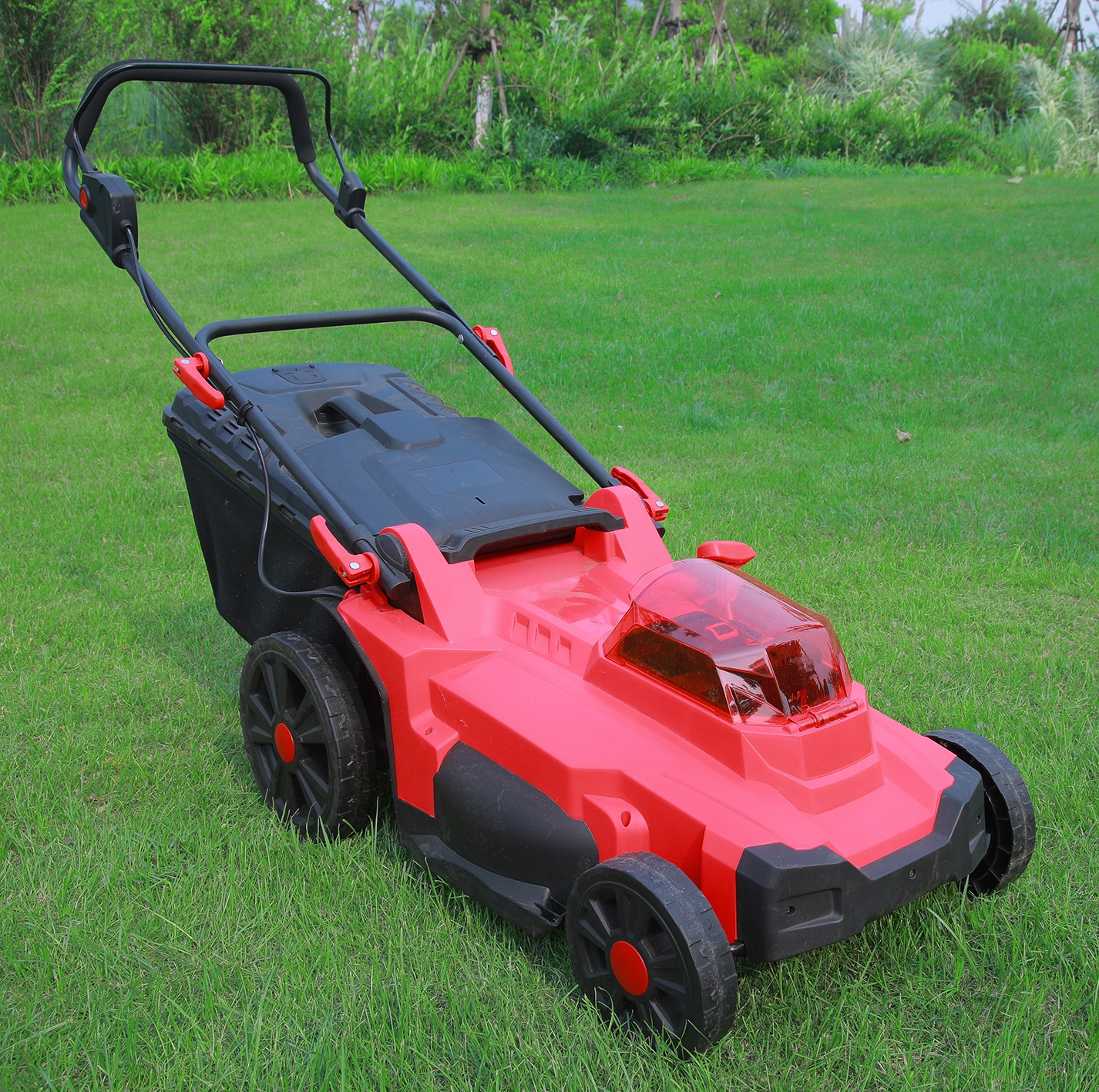 36V Cordless Lawn Mower with 37cm Cutting Width