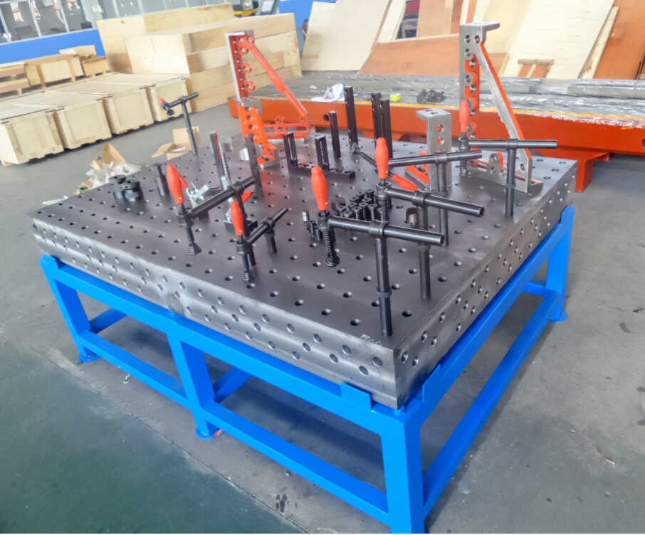 3D Welding Table with Perforated Grille