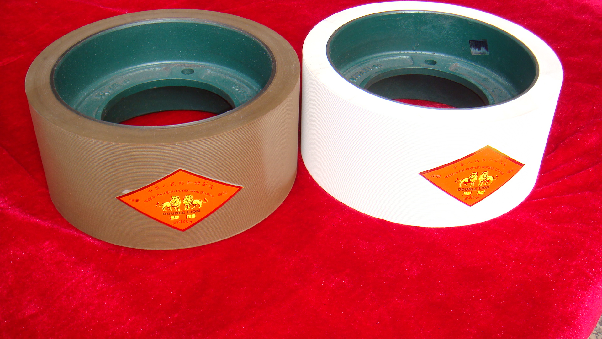 4INCH IRON DRUM RUBBER ROLLER - Image 3