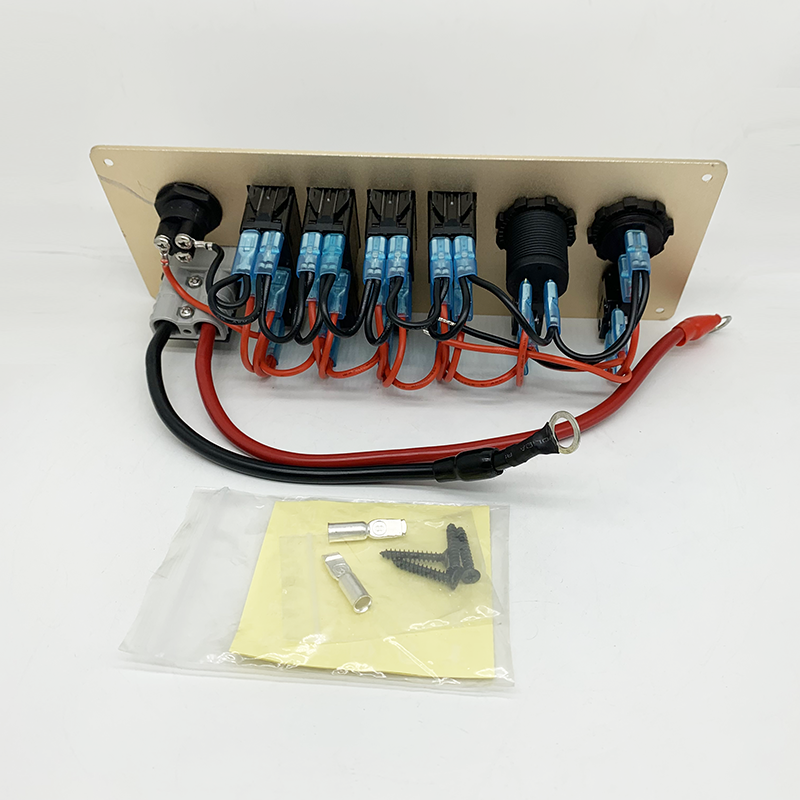 50A Triple Power Connector Panel with 5V 3.1A usb charger socket voltmeter and power socke - Image 3