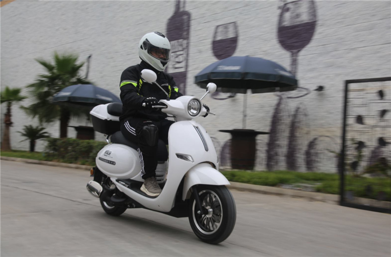 50cc 110cc 125cc New 2020 Lady Cute Motorcycle Scooter Euro4 E-MARK CCC Ce - Image 3