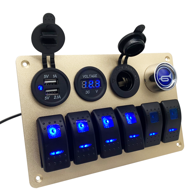 USB and Voltmeter Detail