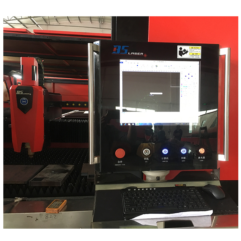 6KW 8KW 12kw high power laser machine with shuttle table and enclosed cover - Image 2