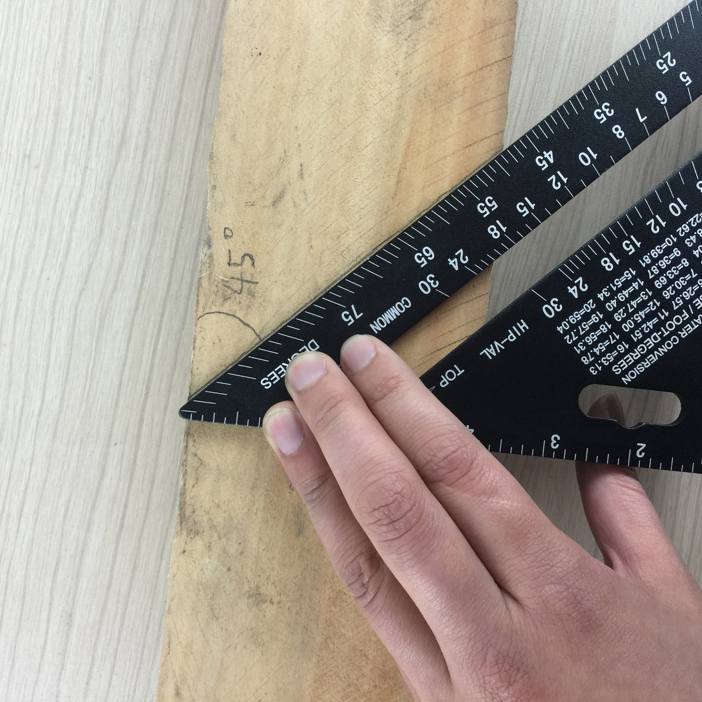 7-Inch Aluminum Pivot Rafter Angle Square
