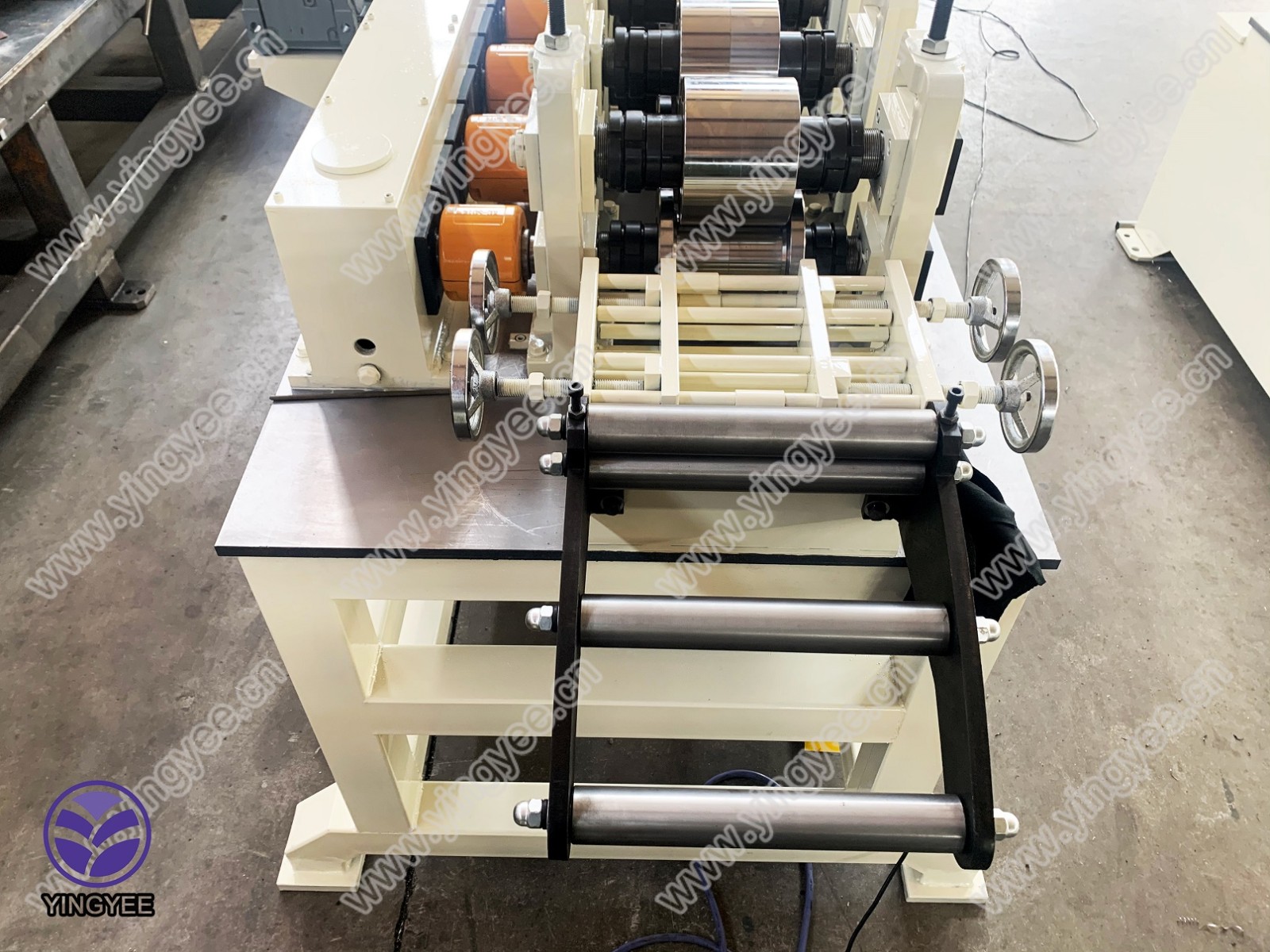 Light Keel Roll Forming Machine