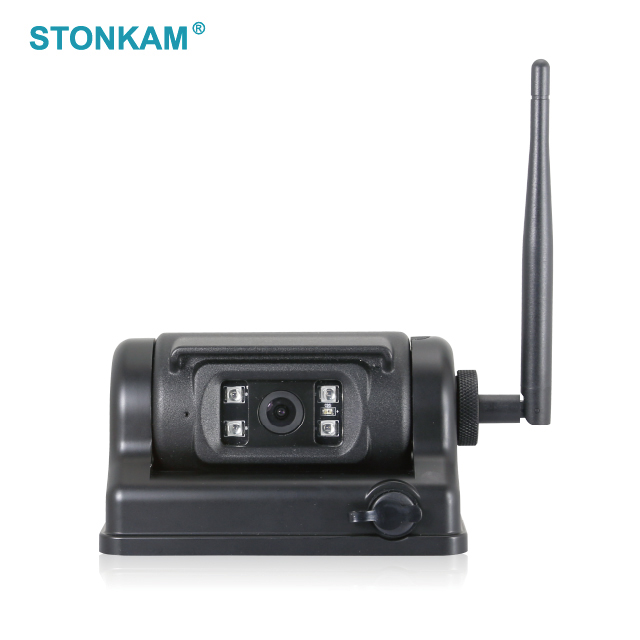 720P vehicle wireless camera with built-in rechargeable battery and magnet base - Image 2