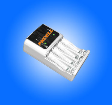 NiMH Battery Charger with Independent Charging Bays