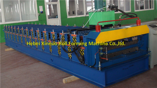 Double layer machine frame and rollers