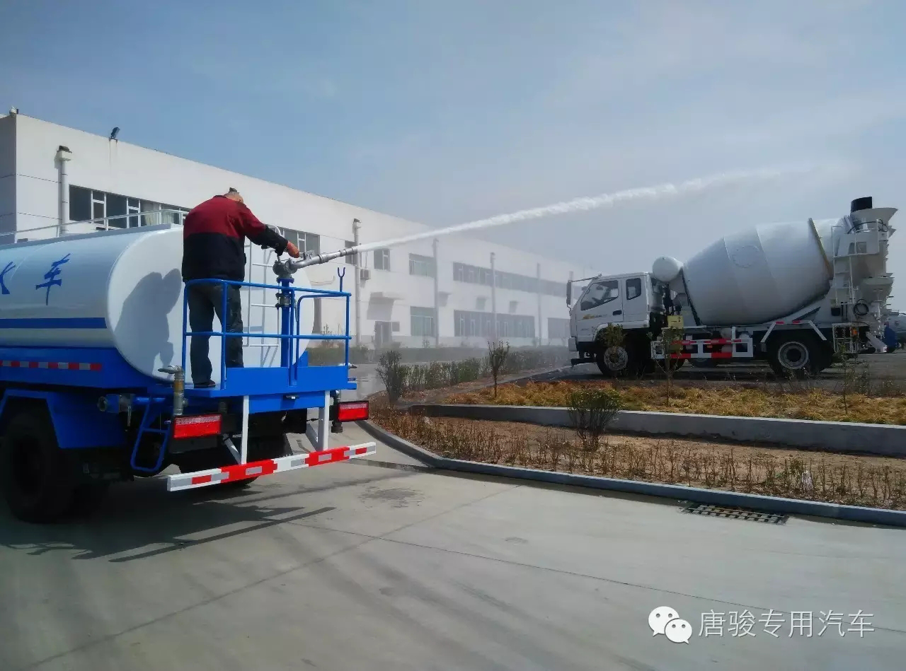 8m3 Sprinkler Truck for Dust Suppression