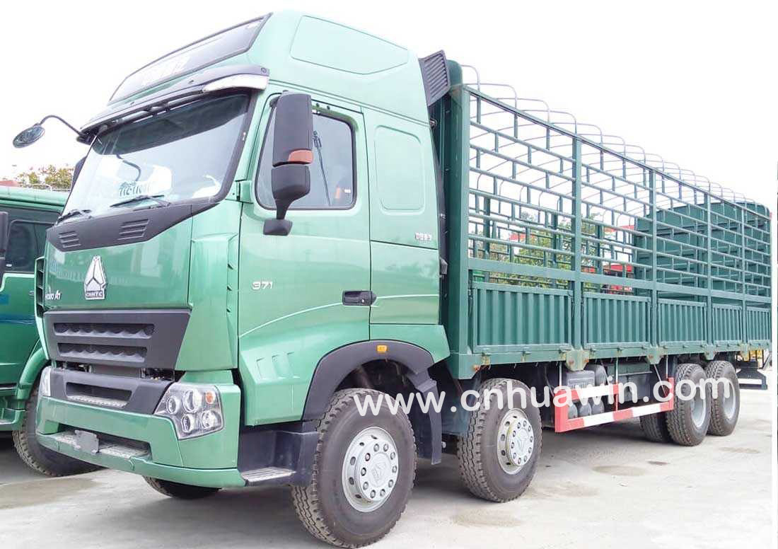 8x4 Flatbed Tow Truck Wrecker with Wheel Lift