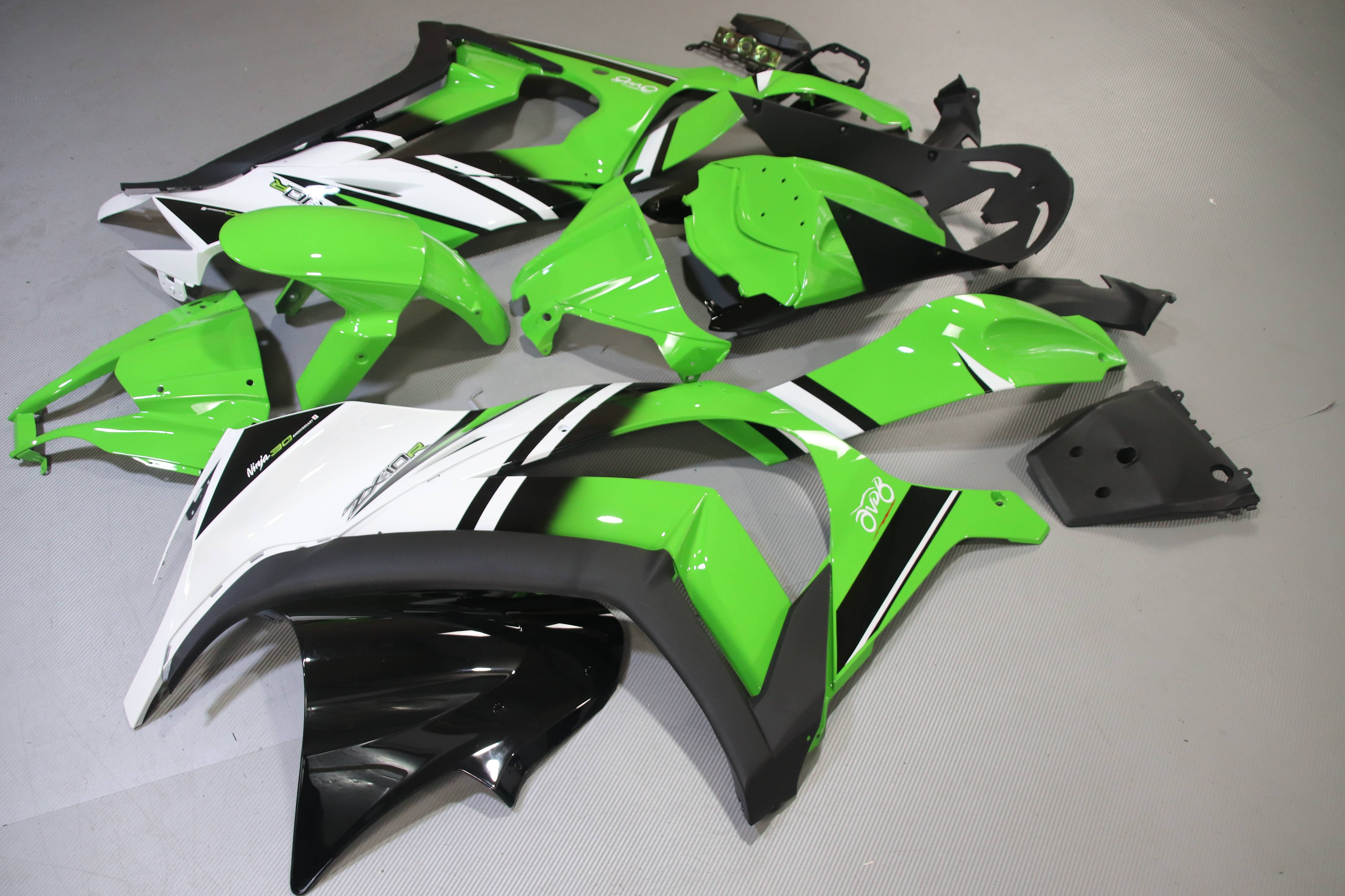 Aftermarket Kawasaki Ninja ZX10R 2011-2015 fairing mix painting - Image 2