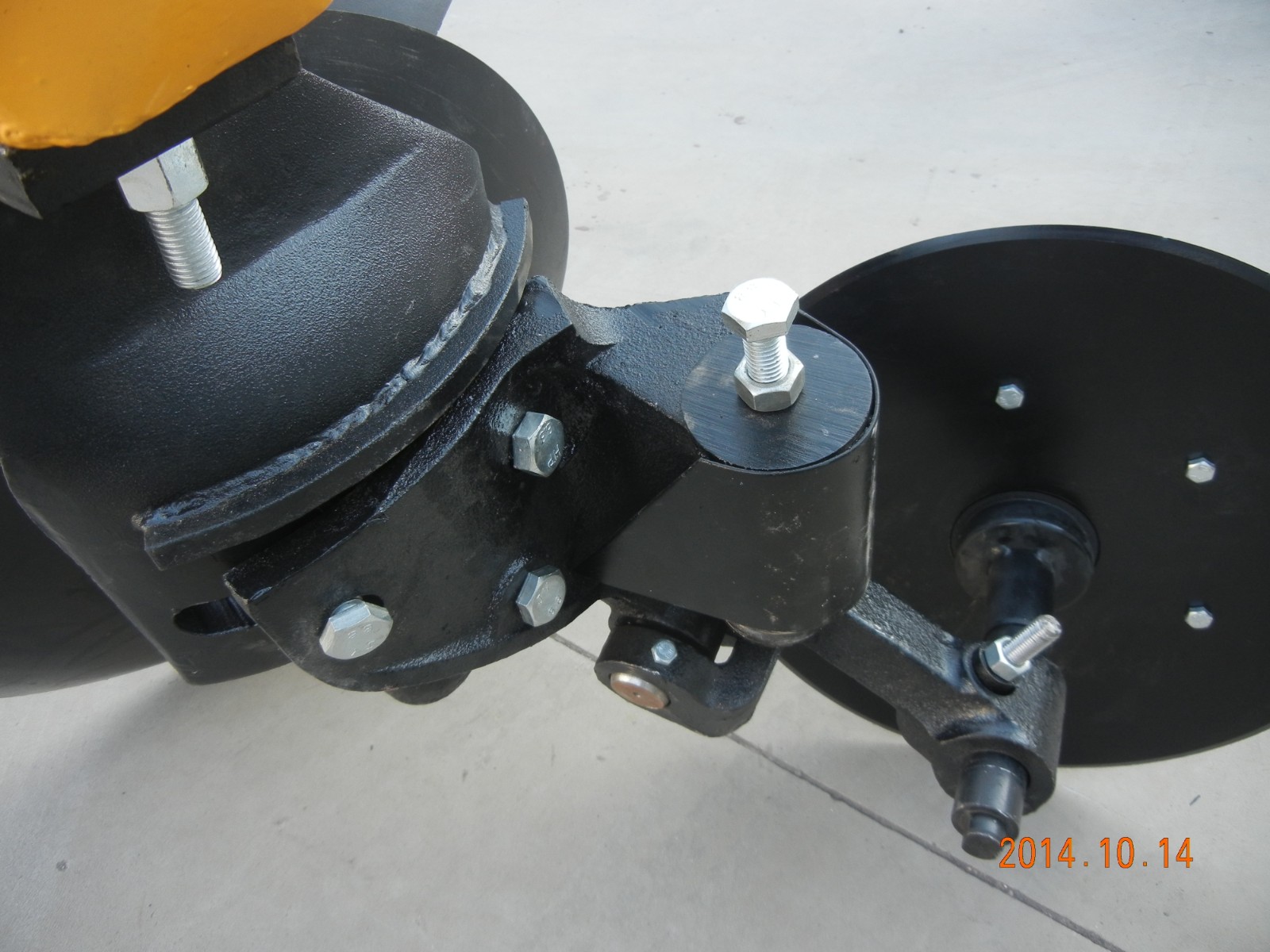 Agri tools 3 point linked round disc fishing plough - Image 2