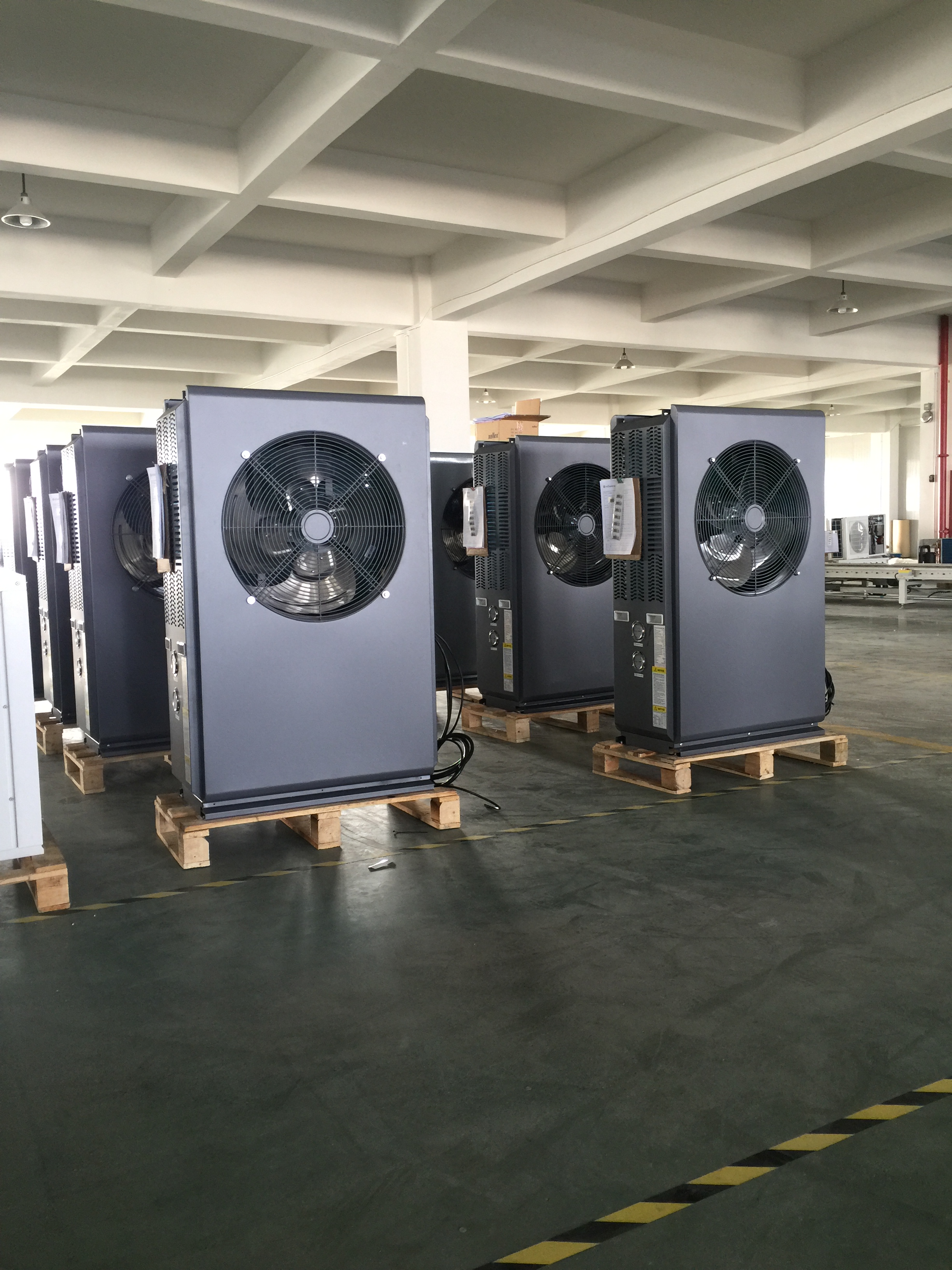 Air Source Heat Pump for Hot Water and Space Heating