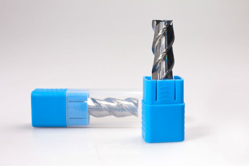 High-performance solid carbide end mill for aluminum