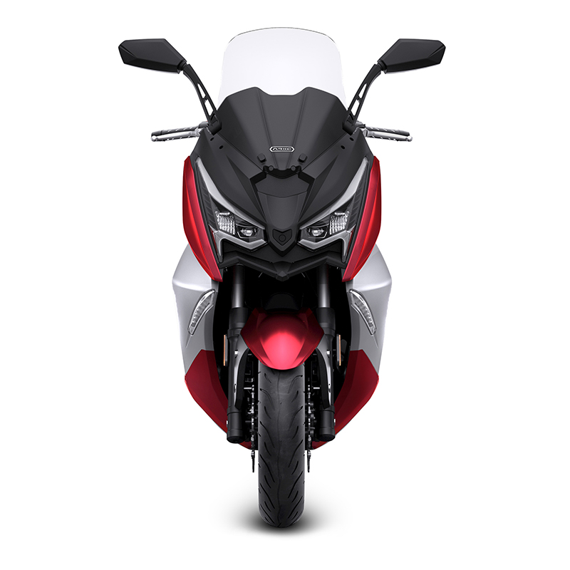 Urban Commuter Scooter with Aerodynamic Design
