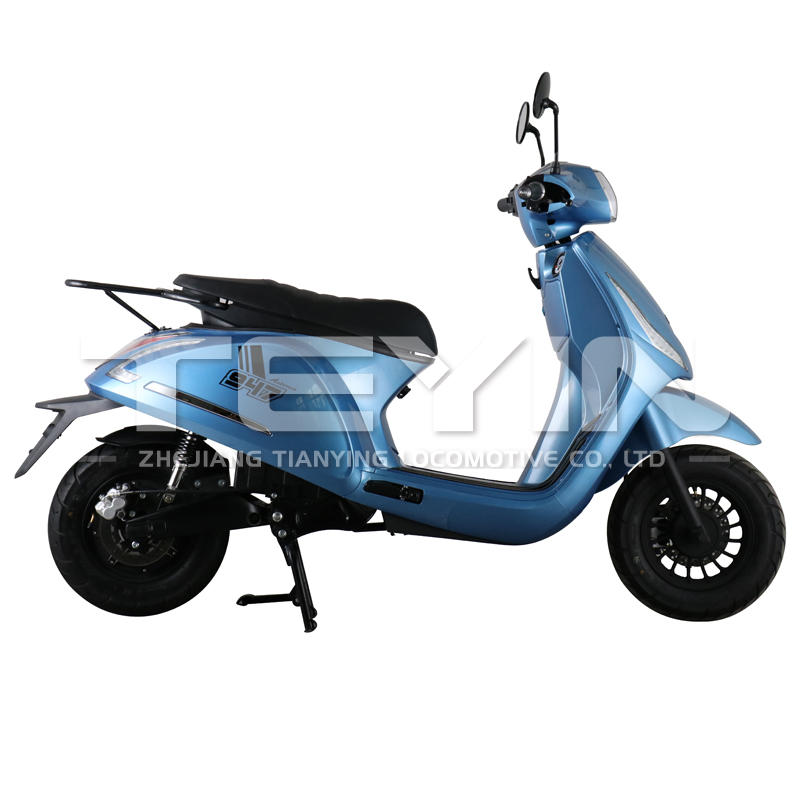 Front profile of the ASTERIA electric scooter
