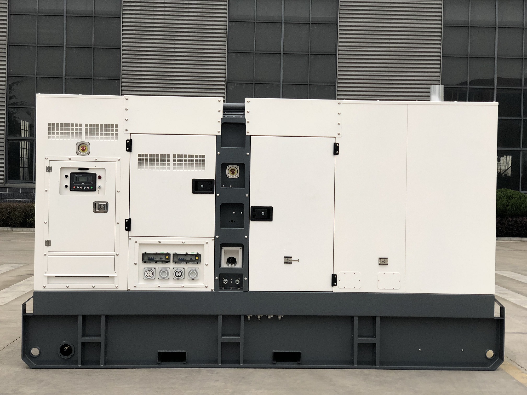 Australia Rental Type Silent diesel generator set - Image 2