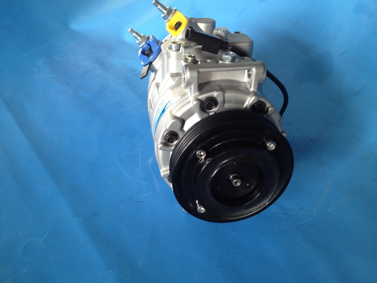 Automobile Air Conditioning Compressor