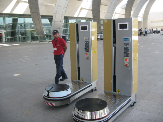 Automatic airport luggage wrapping machine - Image 4