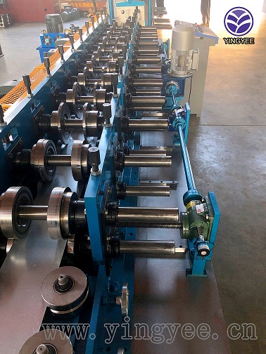 Automatic change width light keel roll forming machine - Image 2
